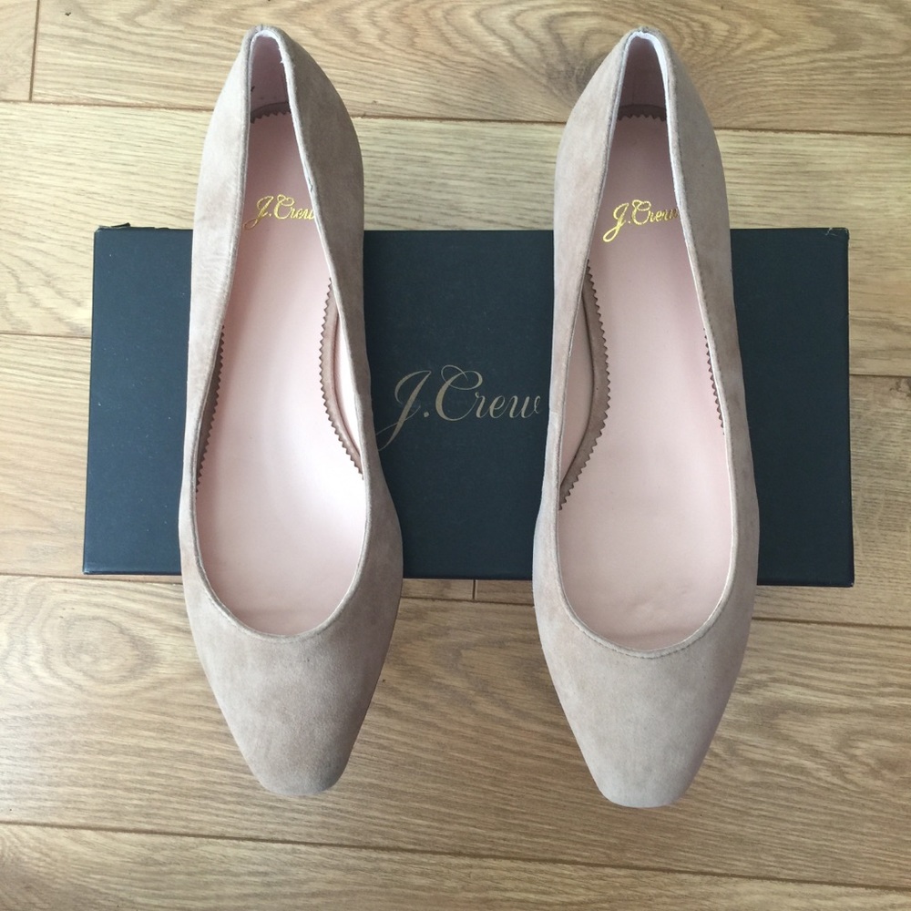 NWOB J. Crew Carolyn beige suede flats - Picture 2 of 4